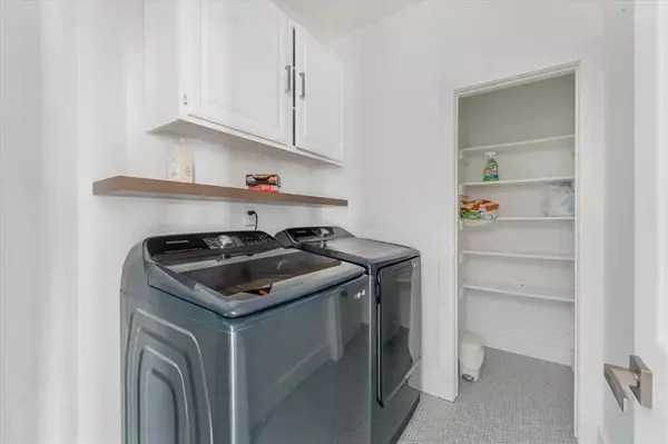 Rowlett, TX 75088,8405 Greenspoint Drive