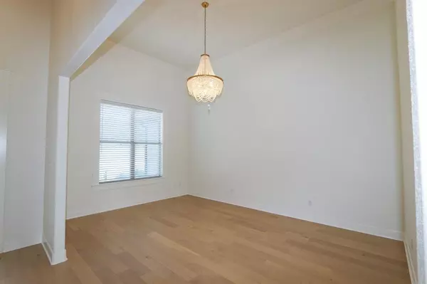 Tyler, TX 75703,16519 Cooper Way