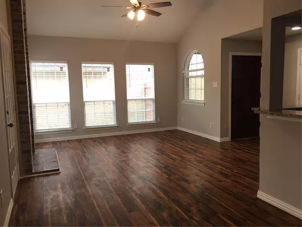 Carrollton, TX 75007,2124 Avignon Drive