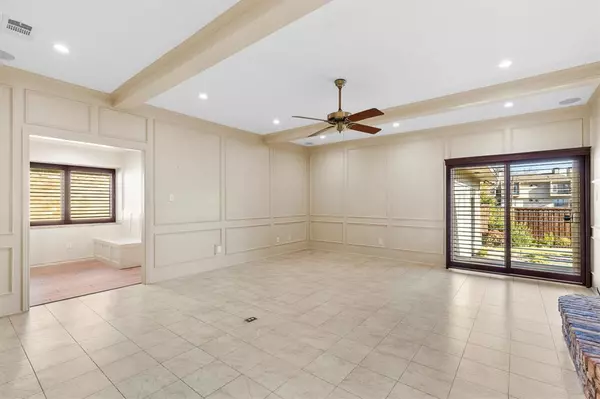 Dallas, TX 75231,7708 Lemmonwood Drive