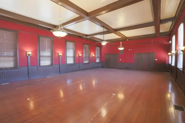 402 B W 3rd Street #A, Mcgregor, TX 76657