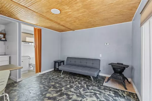 Honey Grove, TX 75446,500 James Butler Bonham Drive