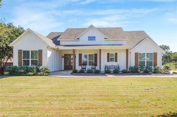 Burleson, TX 76028,108 Southwood Drive