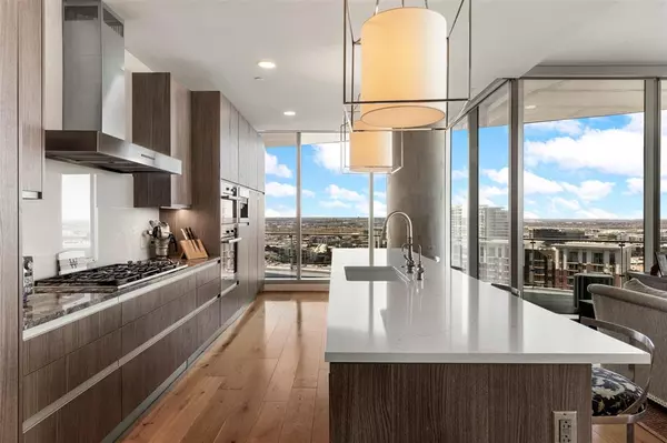 Dallas, TX 75201,3130 N Harwood Street #1503