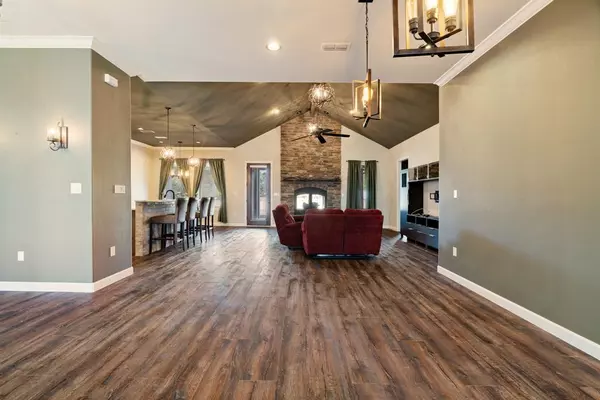 Reno, TX 75462,1325 Mount Olive Road