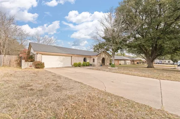 Cleburne, TX 76033,1108 Trace Road