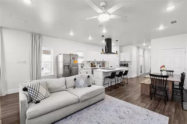 Dallas, TX 75215,3220 Reed Lane