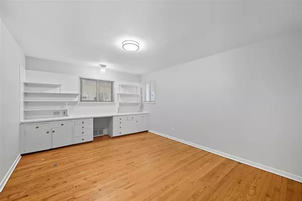 Fort Worth, TX 76109,3512 Park Ridge Boulevard