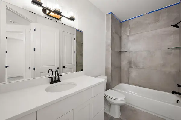 Troy, MI 48085,5926 Everton AVE