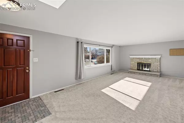 Colorado Springs, CO 80909,3718 Lander LN