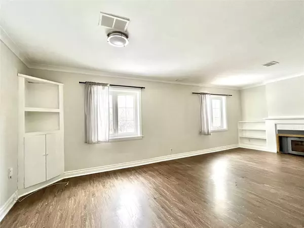 Toronto C14, ON M2N 4Z9,316 Willowdale AVE