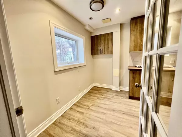 Toronto C14, ON M2N 4Z9,316 Willowdale AVE