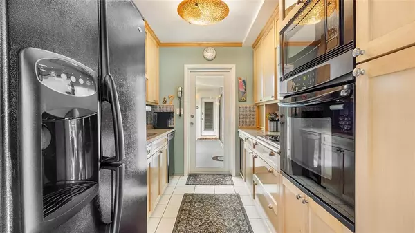 Fort Lauderdale, FL 33301,180 Isle Of Venice Dr #127