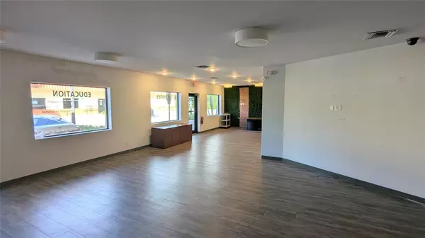 Plantation, FL 33317,330 S State Road 7 #200