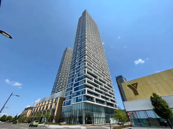 Vaughan, ON L4K 0J5,5 Buttermill AVE #4203