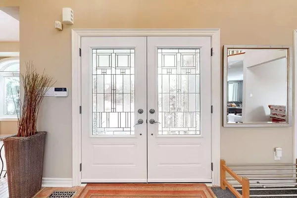 Vaughan, ON L6A 2V5,37 Nevada CRES