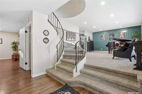 Regina, SK S4S 2S2,219 Sunset DRIVE