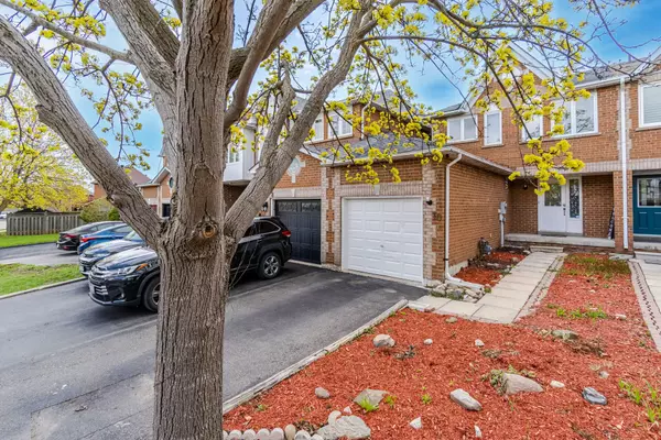 Brampton, ON L6Y 4T3,10 Mullis CRES