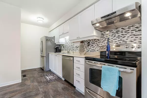 Brampton, ON L6Y 4T3,10 Mullis CRES