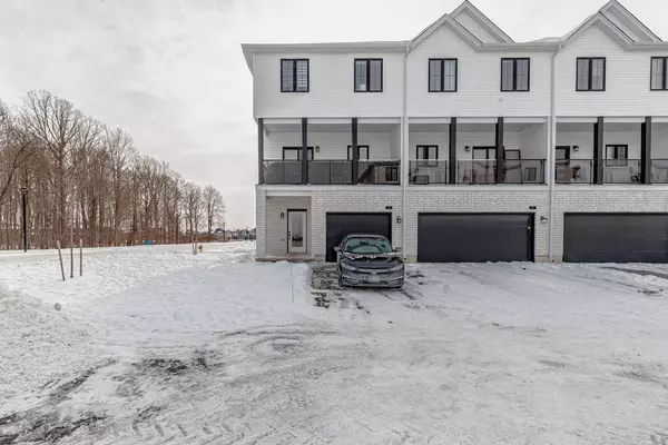 London North, ON N6G 0Y2,1781 Henrica AVE #2