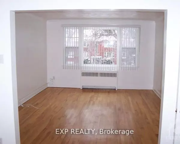 Carlington - Central Park, ON K1Z 5Y3,879 Kirkwood AVE