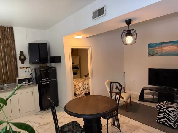 Port Colborne, ON L3K 3V7,239 MAIN ST W #3