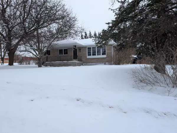 103 BRIDGE ST, Selwyn, ON K0L 2H0