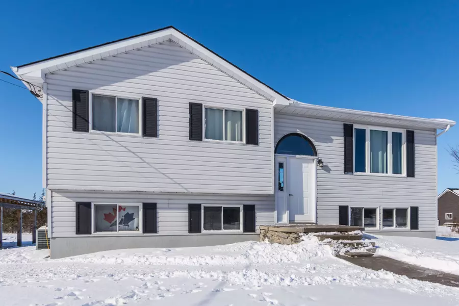 378 County Road 25 RD, Prince Edward County, ON K0K 2T0