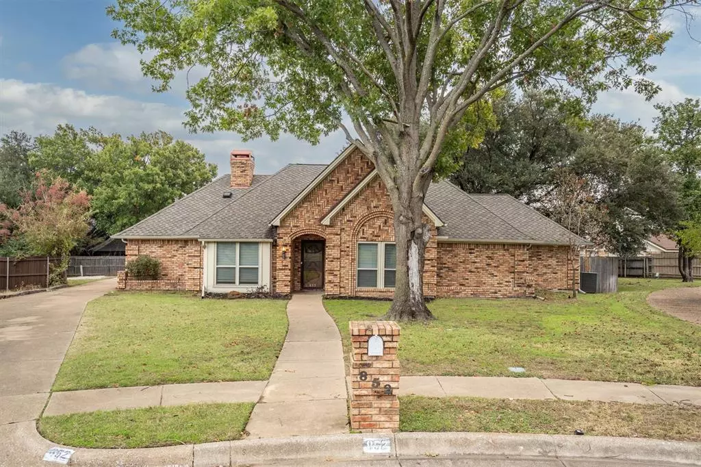 Bedford, TX 76021,852 Windsong Court