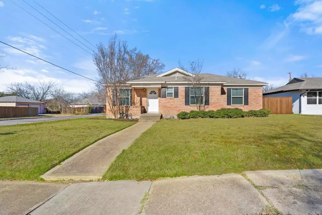 Dallas, TX 75228,10205 Casa View Drive