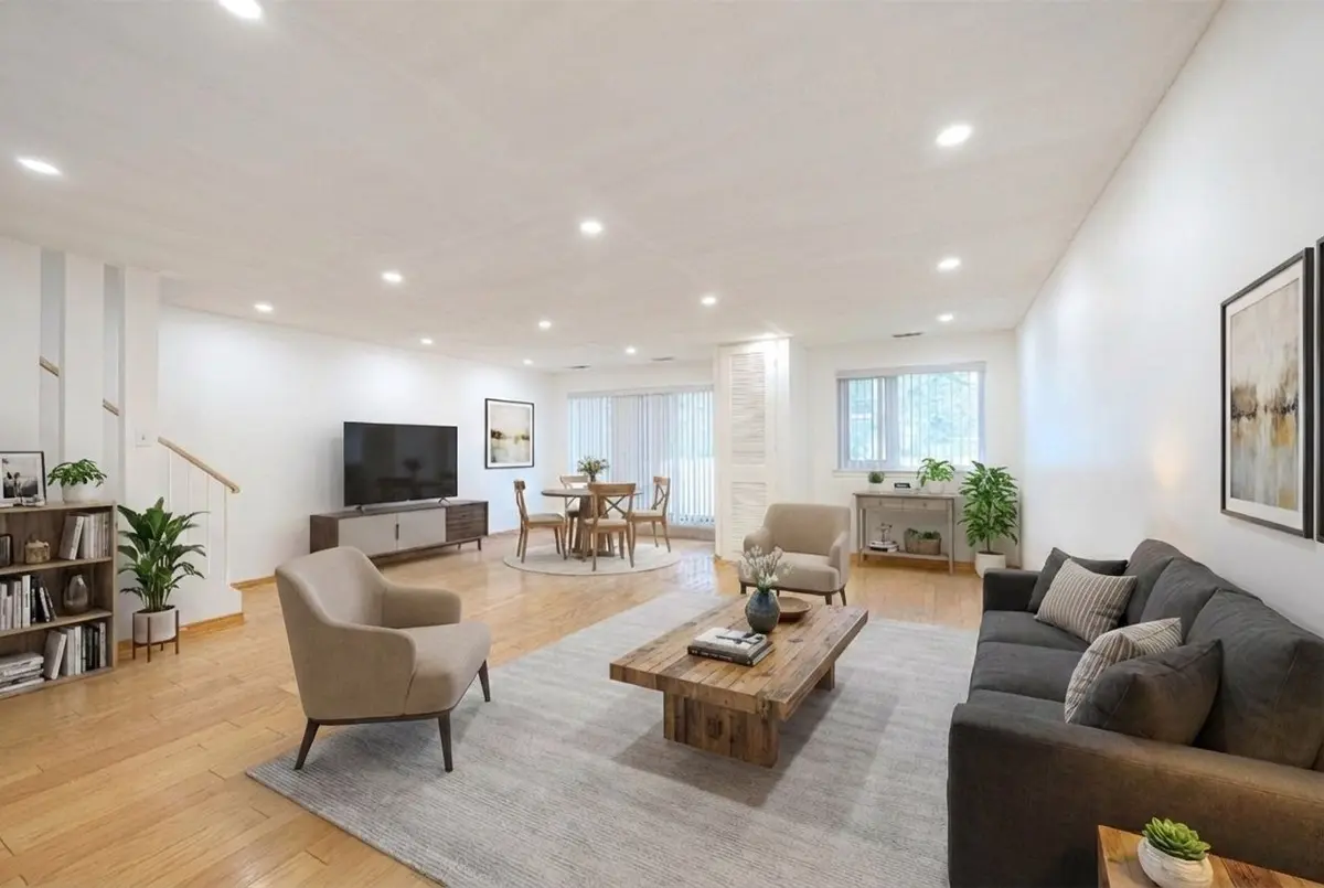 Toronto C15, ON M2H 3J9,4005 Don Mills RD #157