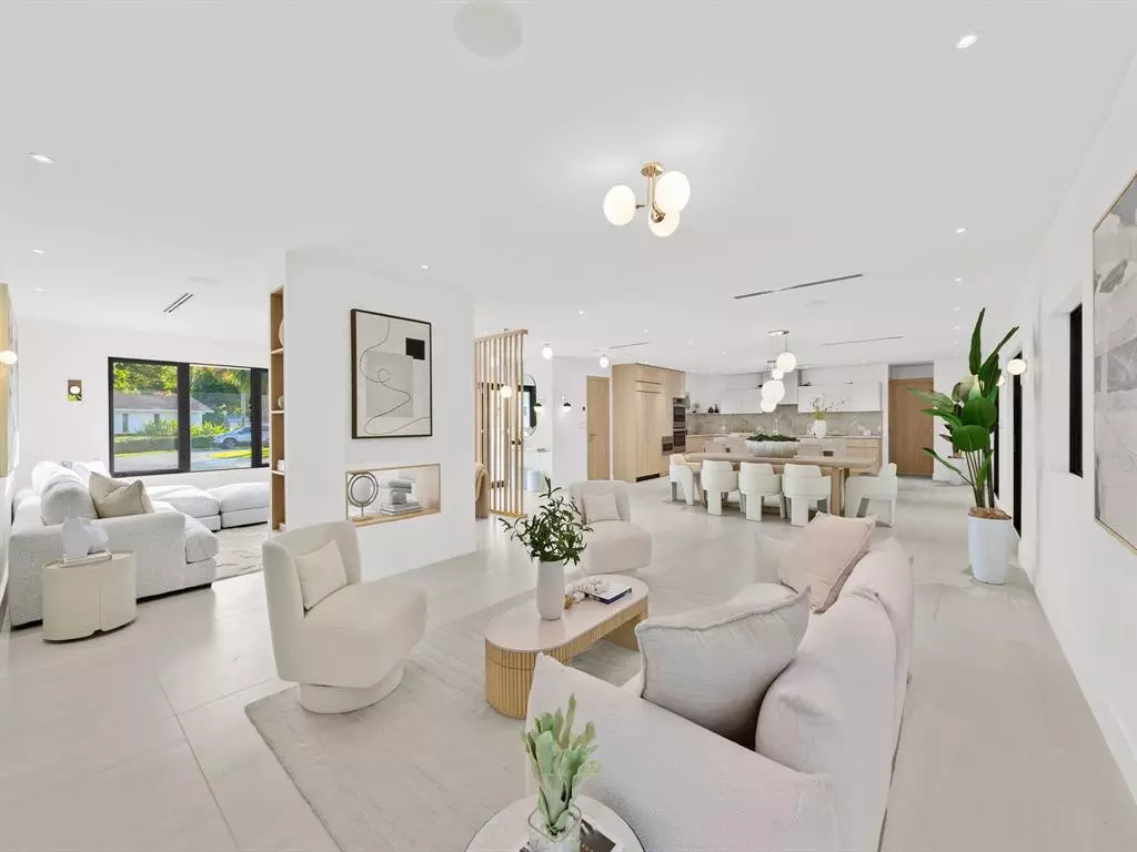 Pinecrest, FL 33156,7125 SW 119th St