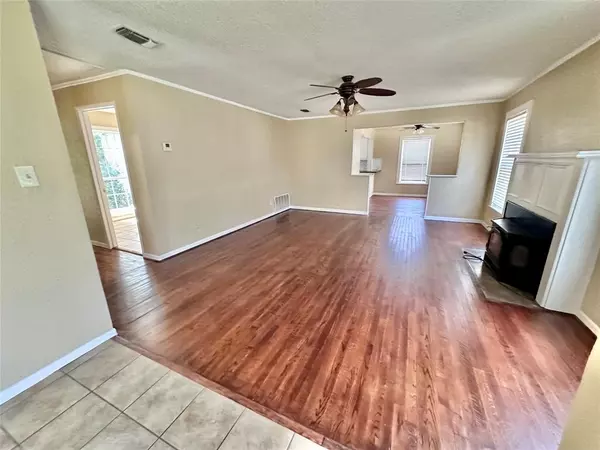 Sulphur Springs, TX 75482,526 College Street