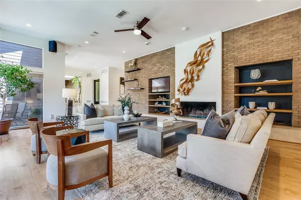 Dallas, TX 75230,10661 Pagewood Drive