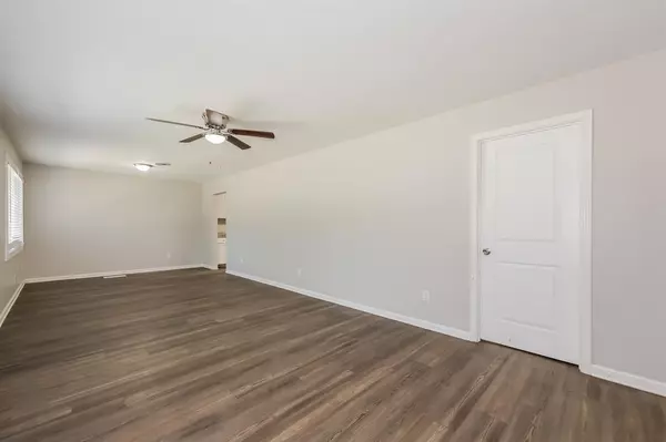 Dallas, TX 75227,2230 Mack Lane