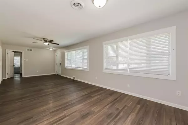 Dallas, TX 75227,2230 Mack Lane