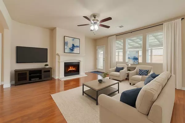 4521 Indian Paint Way, Denton, TX 76208