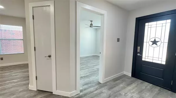 Fort Worth, TX 76135,5316 New Castleton Lane