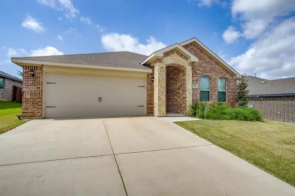 1813 Barberry Way, Weatherford, TX 76086