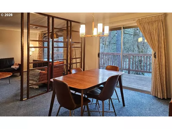 Eugene, OR 97405,4734 BROOKWOOD ST