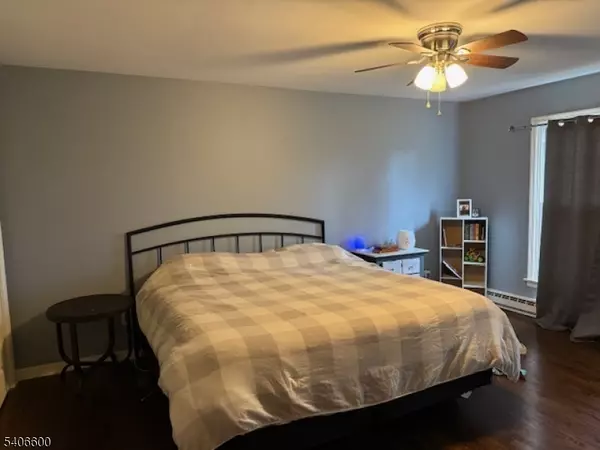 Blairstown Twp., NJ 07832,6 Vail Rd