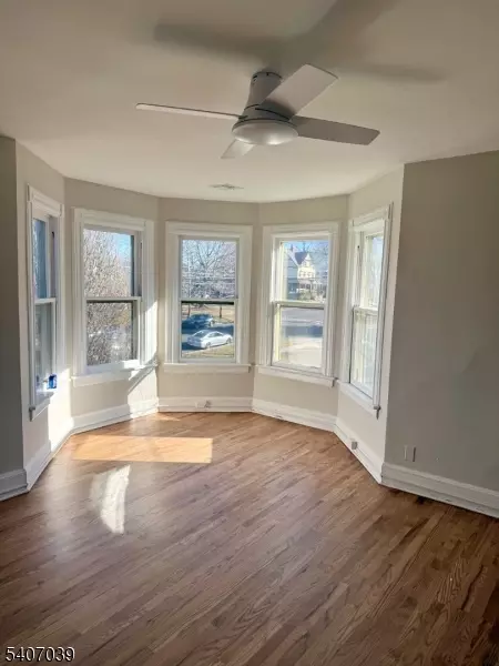 Westfield Town, NJ 07090,416 Boulevard