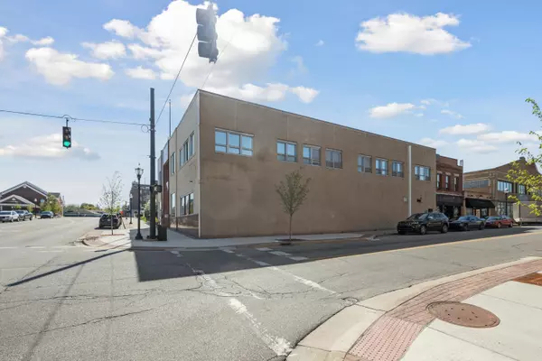 Niles, MI 49120,306 E Main ST