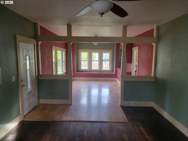 Canby, OR 97013,431 SW 3RD AVE