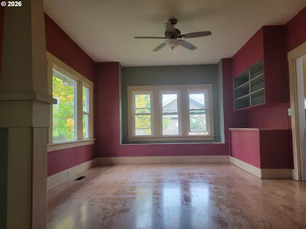 Canby, OR 97013,431 SW 3RD AVE