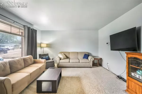 Colorado Springs, CO 80911,217 Steven DR