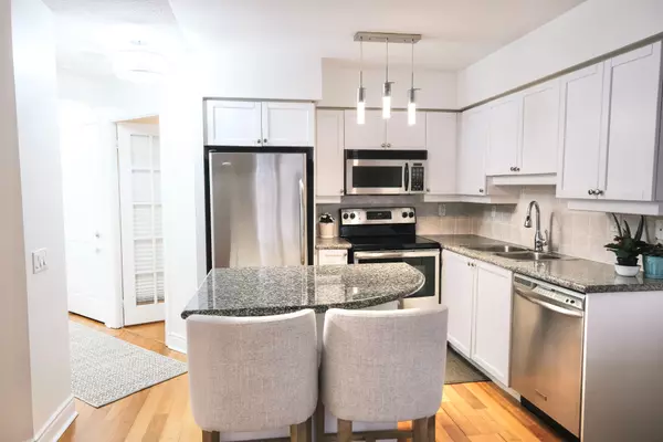 Toronto C14, ON M2N 7E2,78 Harrison Garden BLVD #701