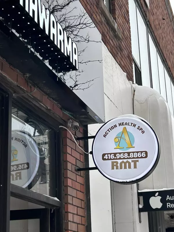 Toronto C09, ON M4T 1Y4,1395 Yonge ST #201