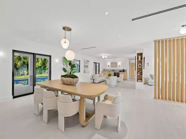 Pinecrest, FL 33156,7125 SW 119th St