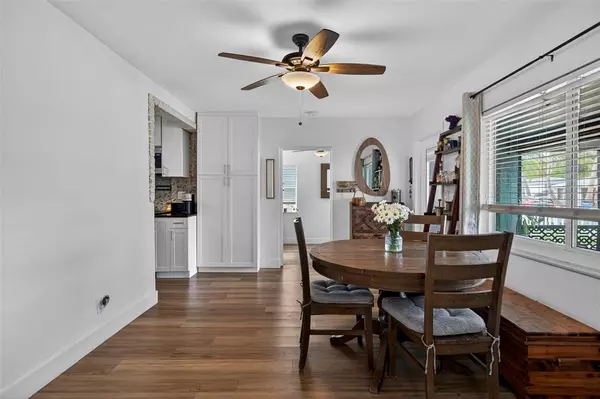 Oakland Park, FL 33334,270 NE 42nd Ct